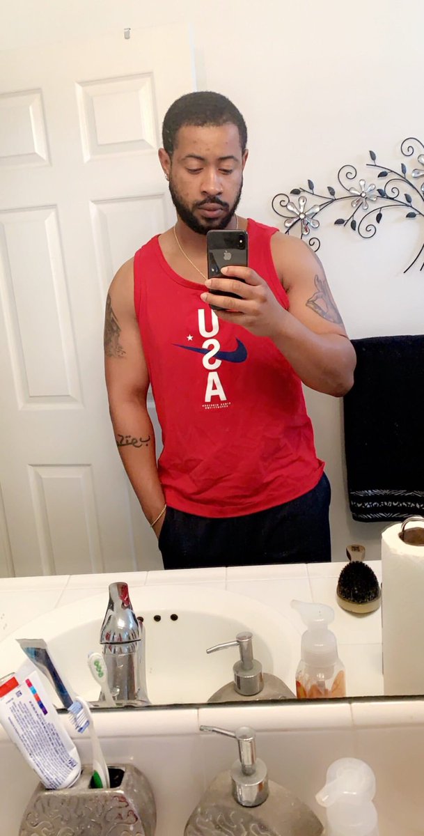 aybootho's tweet photo. Oh hi 🍆shh https://t.co/QWwyMmLM4Q