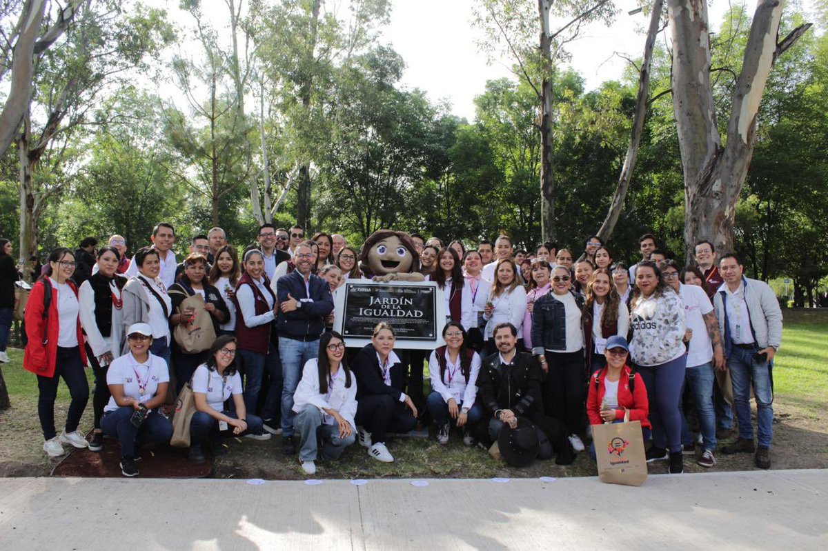 Melva Navarro tweet media