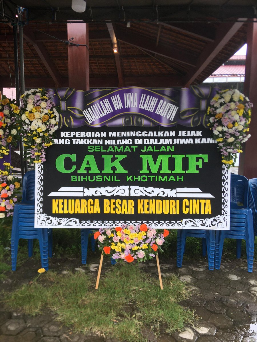Takdzim kami kepada Guru kami, Cak Mif.

Bihusnil khotimah, Cak Mif.

Al Fatihah.