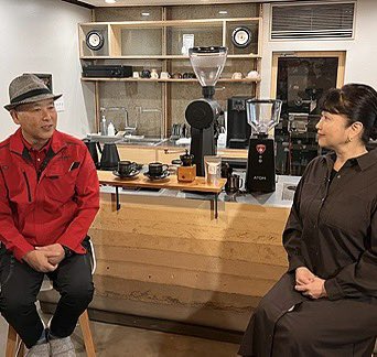 yamakofarm's tweet photo. 先日、取材を受けました。
↓
ルック　
地域発・輝くビジネス

研究と実践で積み上げたコーヒー栽培のノウハウを全国に！希少価値が高く急速に需要の高まる国産コーヒーで農業の未来を切り開く、岡山市の「やまこうファーム」

放送:12月15日 日曜 10:55 -11:10 RNC西日本テレビ
     ぜひご覧下さい❗️ https://t.co/CXCVXrmr4x