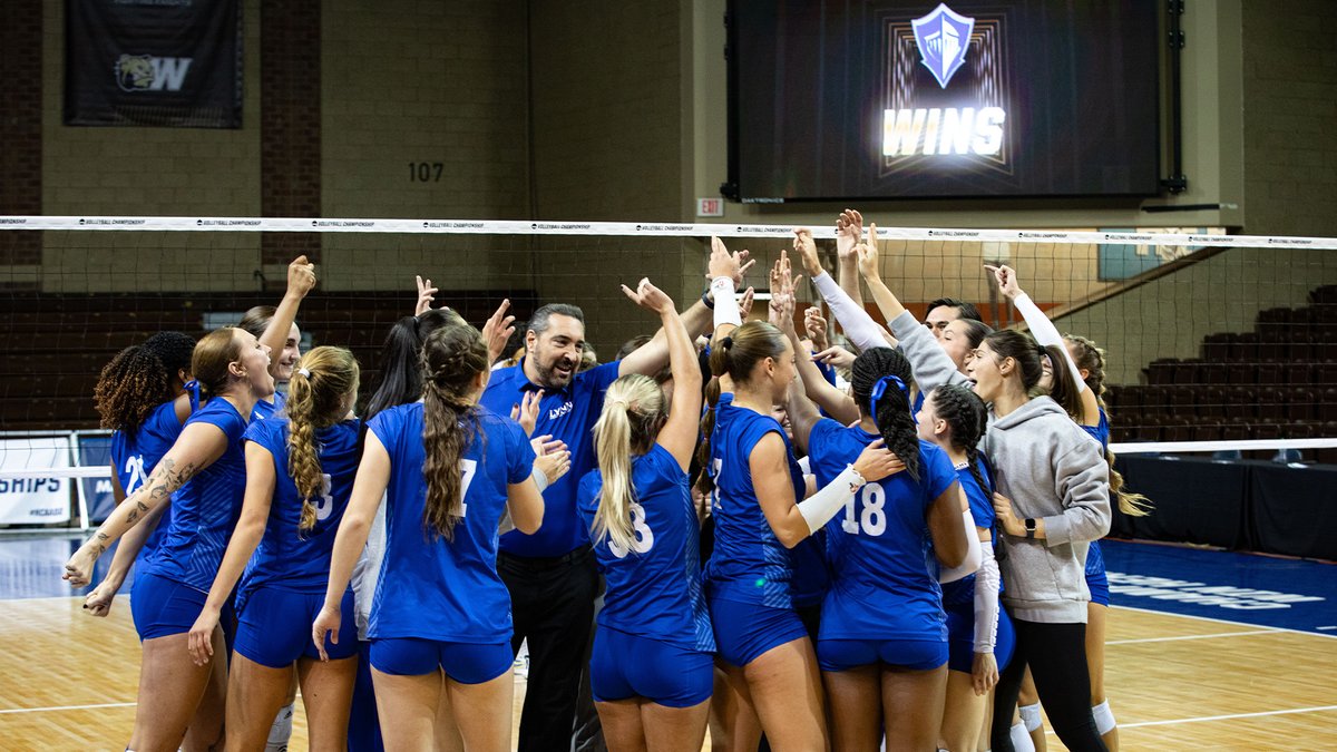 Lynn_Knights's tweet photo. Volleyball advances to NCAA championship match with sweep of Bentley https://t.co/9l0vr7EVay #FightingKnights https://t.co/1tHbpYFmhe