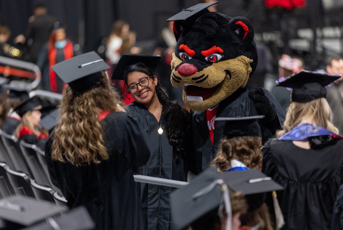 uofcincy's tweet photo. “Stay curious, stay humble, and above all else, stay well.” - @Prez_Pinto https://t.co/Ktn50FCo7l