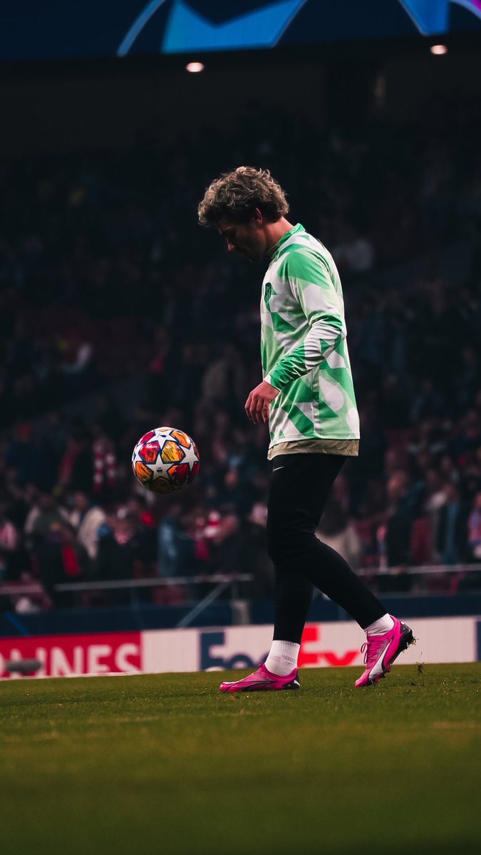 𝖢𝖠𝖬 tweet media