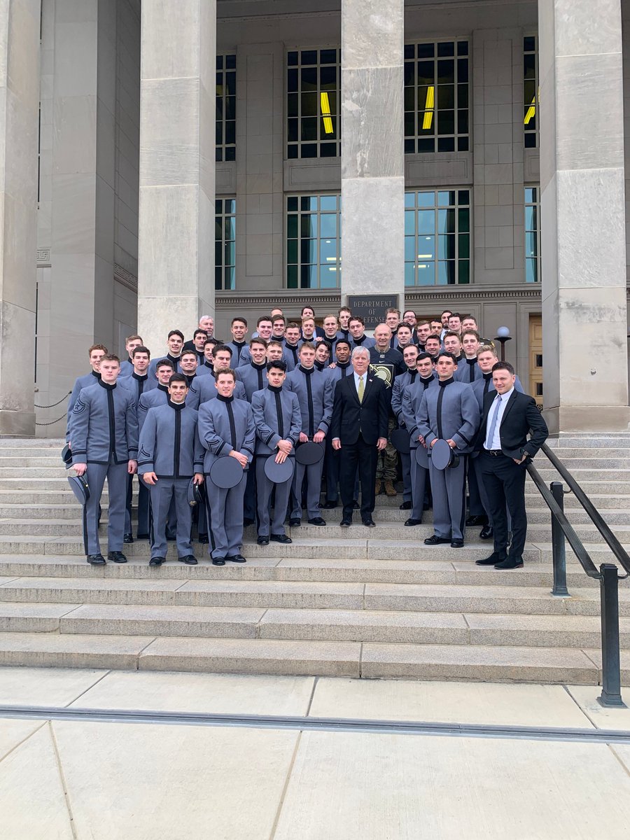 Thank you to Chief of Staff of the Army, General Randy A. George, for spending time with us during our visit to the Pentagon today!

GO ARMY 🪖🇺🇸