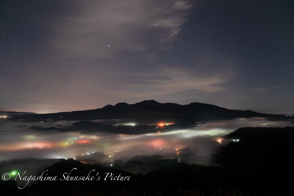 robertfeldman02's tweet photo. 宝石雲海
#宝石 #雲海 #kani_filter #Leofoto #星空 #九州 #LPRF #光害カットフィルター #写真撮ってる人と繫がりたい #宝石箱 #夜明け https://t.co/zSWGBVT5FD