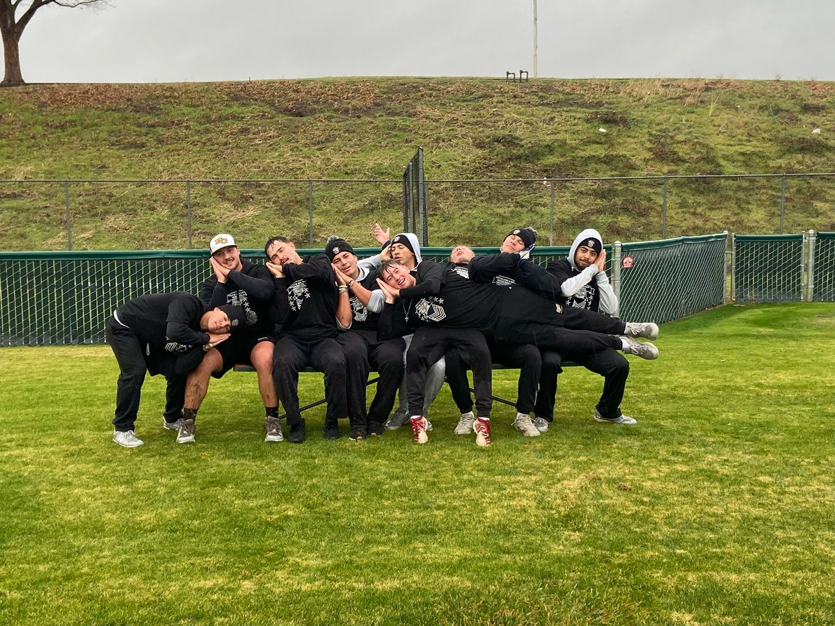 ButteBaseball's tweet photo. THE BLACK TEAM WINS! After a long week of competition, and the last day being in the rain, this years Roadrunner Challenge has come to an end! FINAL STANDINGS: 
Black
Grey
Gold
White 
#thiscouldbeyou #therainwasfun #wetsocks #thepuzzleistheequalizer https://t.co/QvmOpjlj8u