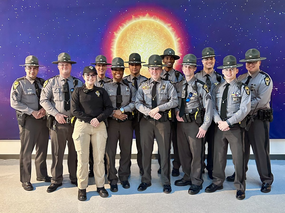 Today, personnel from the Findlay and Bucyrus districts joined area law enforcement officers in Toledo for the Feet on the Street’s 17th annual “12 Kids of Christmas.” Everyone had a great with the kids at <a href="/ISTscience/">Imagination Station</a> and shopping with them at <a href="/meijer/">Meijer</a>!
🚔🎁🎄🎅