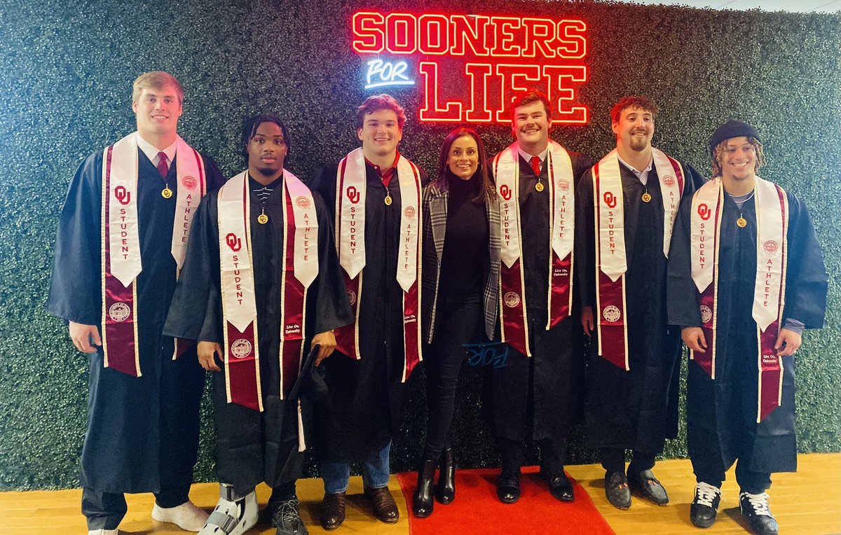 Zulaikha Losman (@mszulosman) on Twitter photo So prOUd and always humbled to be a small part of the journey 🫶🏼!  
#OUDNA So prOUd and always humbled to be a small part of the journey 🫶🏼!  
#OUDNA