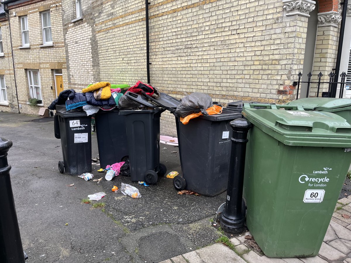 Veronica van Heyningen ๐๐ช๐บ๐น๐บ๐ฆ (@vvheyevan) on Twitter photo โฆ<a href="/LexadonProperty/">Lexadon Property Group</a>โฉ โฆ<a href="/lambeth_council/">Lambeth Council</a>โฉ Once more the bins at the junction of Rectory Gardens and Rectory Grove are a disgusting mess - this was taken on Friday 13 December โฆ<a href="/LexadonProperty/">Lexadon Property Group</a>โฉ โฆ<a href="/lambeth_council/">Lambeth Council</a>โฉ Once more the bins at the junction of Rectory Gardens and Rectory Grove are a disgusting mess - this was taken on Friday 13 December