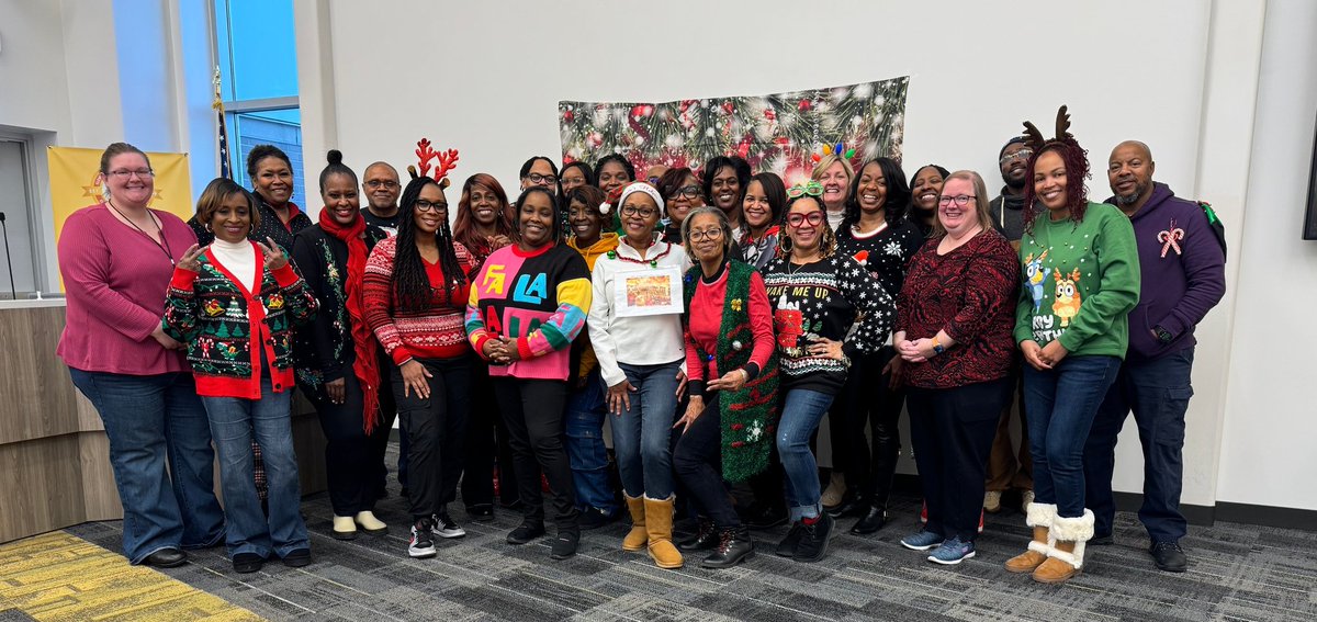 drbrunsonGO's tweet photo. #HappyHolidays from our District Office Family to yours! Celebrate and Elevate #Thrivein159 https://t.co/VCR4K2kVaq
