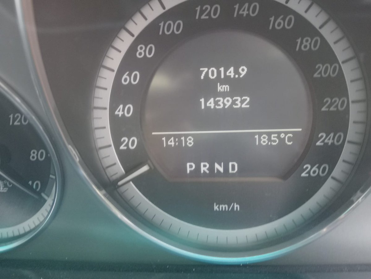 tdAutolink's tweet image. Dont just buy a car-by an Experience
2010 MERCEDES-BENZ c200 Kompressor
Luxury, Perfomance &amp;amp; style in one package!!
Location: utawala
Asking 1.35m slightly negotiable 

0703465898 for viewing &amp;amp; Test-drive