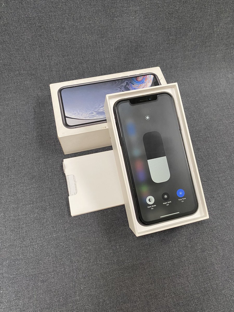 fhardijanto's tweet photo. DiJual iphone xr 128gb resmi ibox
Semua fungsi normal, layar no shadow/deadpixel, fisik masih sangat layak di gunakan. Fullset box tebal original
Baterai health 89% original
Rekber tokped/shopi bisa
Lokasi : jawa timur, Harga 4950k 
#iphonexr #zonauang #zonajajan #wts #wtb https://t.co/32Q3zHI4wW