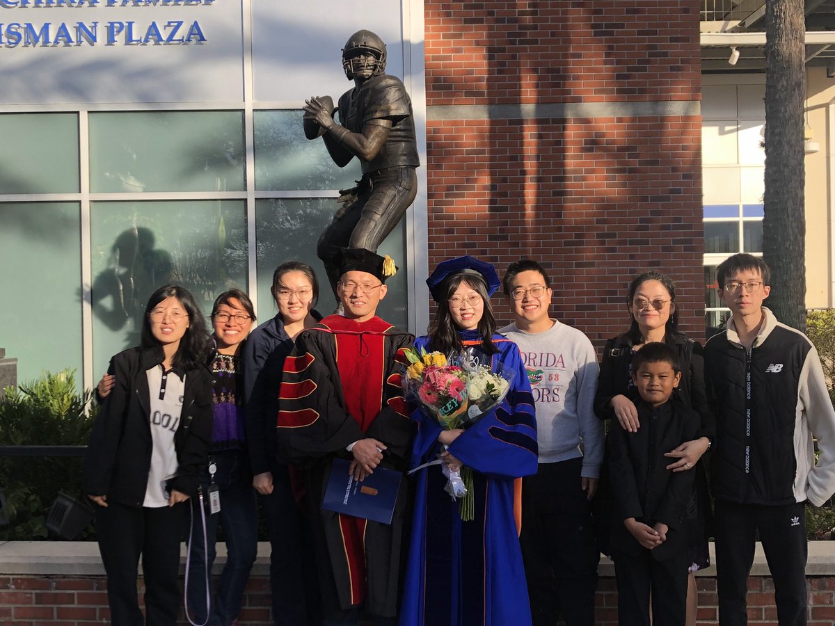 Congratulations to Dr. Wenting Wang for earning her Ph.D. Wenting has overcome the difficulties brought by COVID in year 1 and has been so productive. So proud!