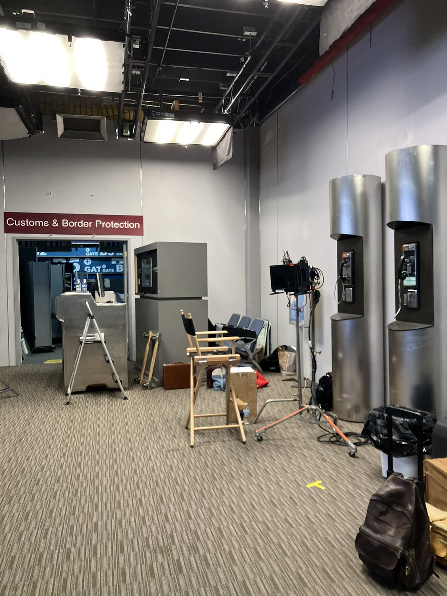 BONDGIRLRAQUEL's tweet photo. Today we’re filming at the “airport” #productioninsurance https://t.co/bFYgB0h3cU