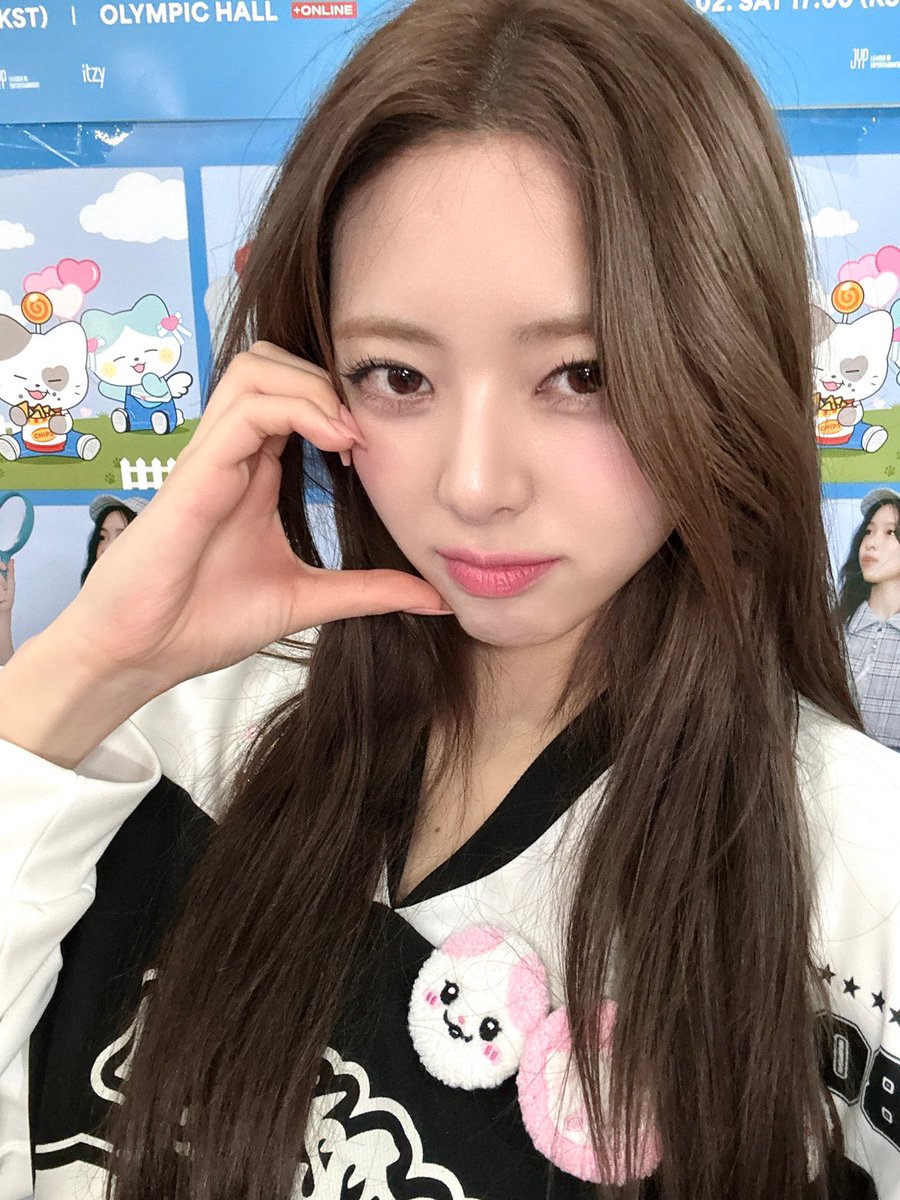 ITZY The 3rd Fan Meeting 있지 믿지, 날자! "믿지의 세포들" l Re-Streaming

Something that surprisingly warms up the cold winter ⛄
: ITZY The 3rd Fan Meeting Replay 💕

🤍 2024.12.14 (SAT) 11AM (KST)
beyondlive.com/contents/452

#ITZY #MIDZY <a href="/ITZYofficial/">ITZY</a>
#있지믿지날자 #믿지의세포들