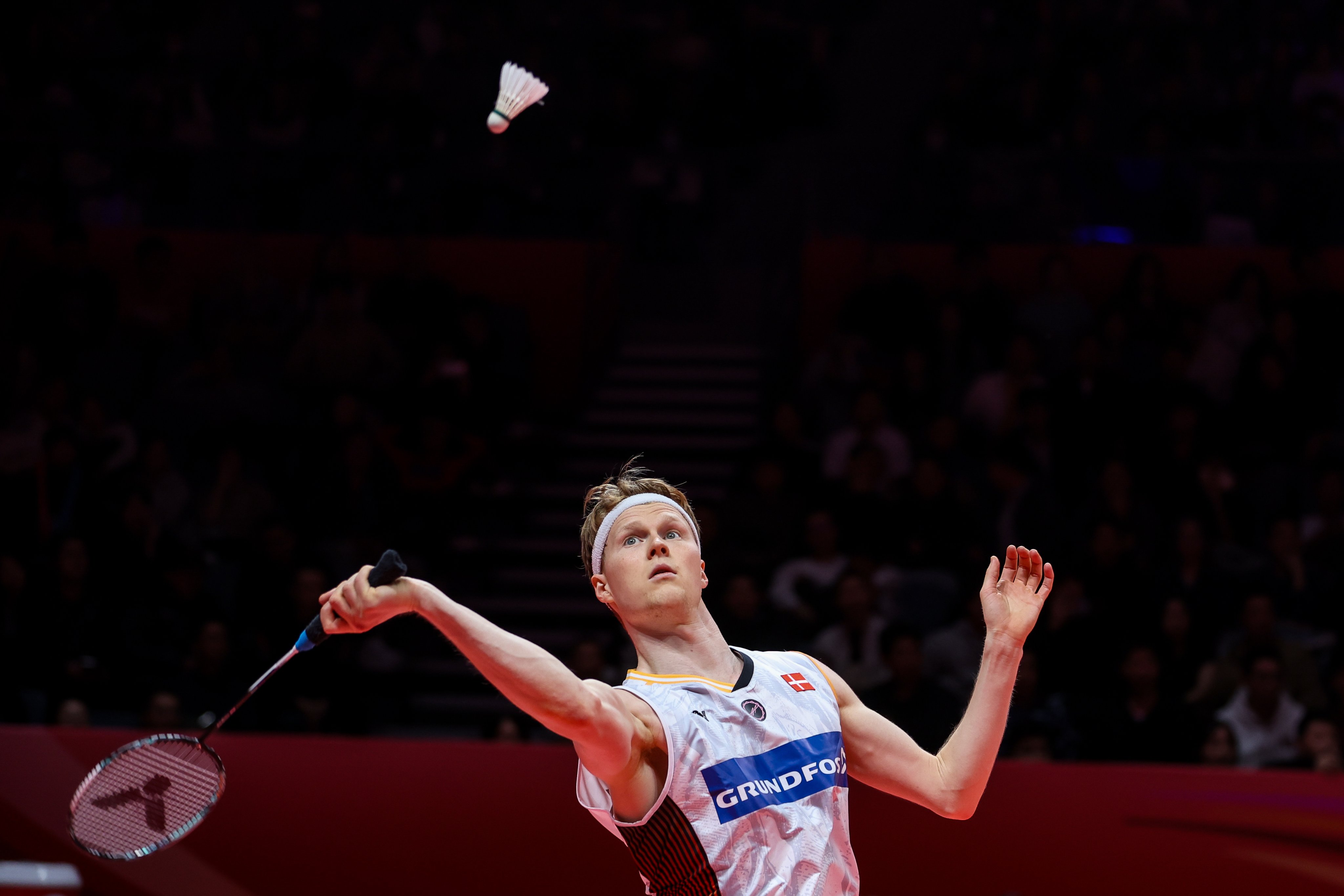 【週末限定セール】Victorビクター選手支給 デンマークバドミントン代表 VICTOR(スポーツ) 指定ガット代 張代無料!ビクター バドミントン