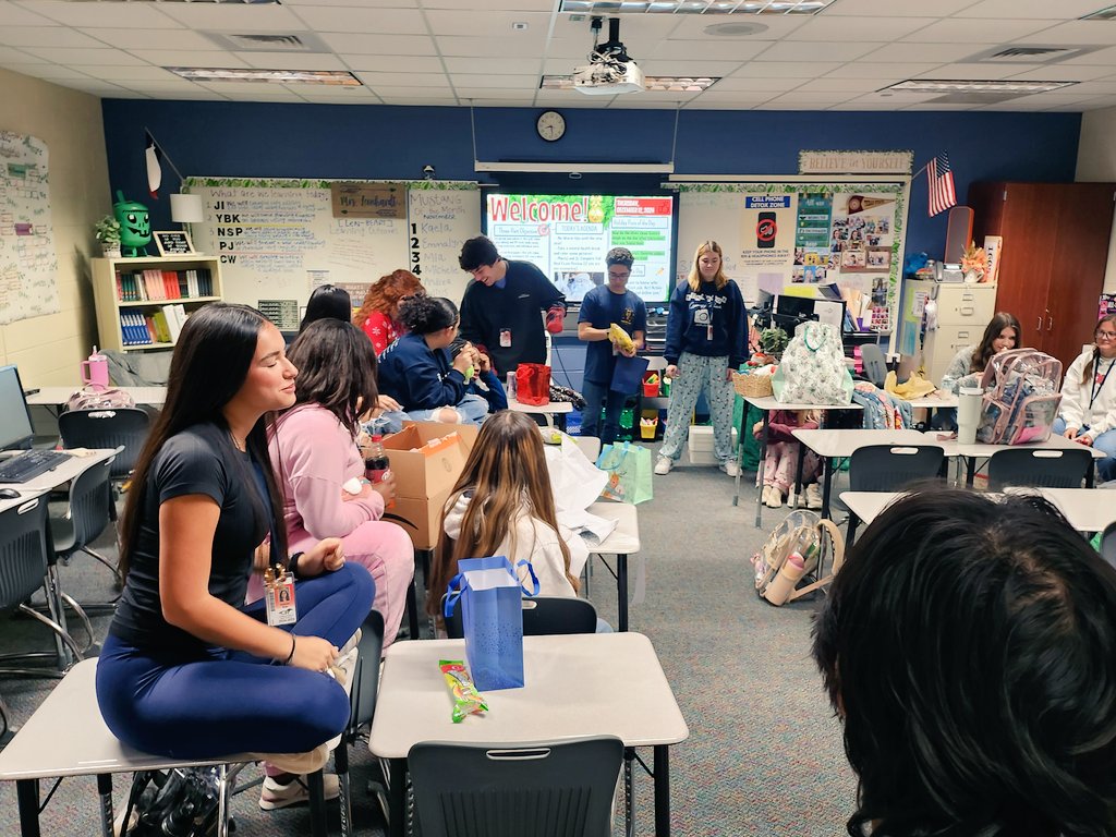 LeonhardtMrs's tweet photo. Yearbook had fun with our Secret Santa gift exchange this week and worked hard on meeting our deadline with two work nights! 🎉🎅 https://t.co/iBBHomXPMf