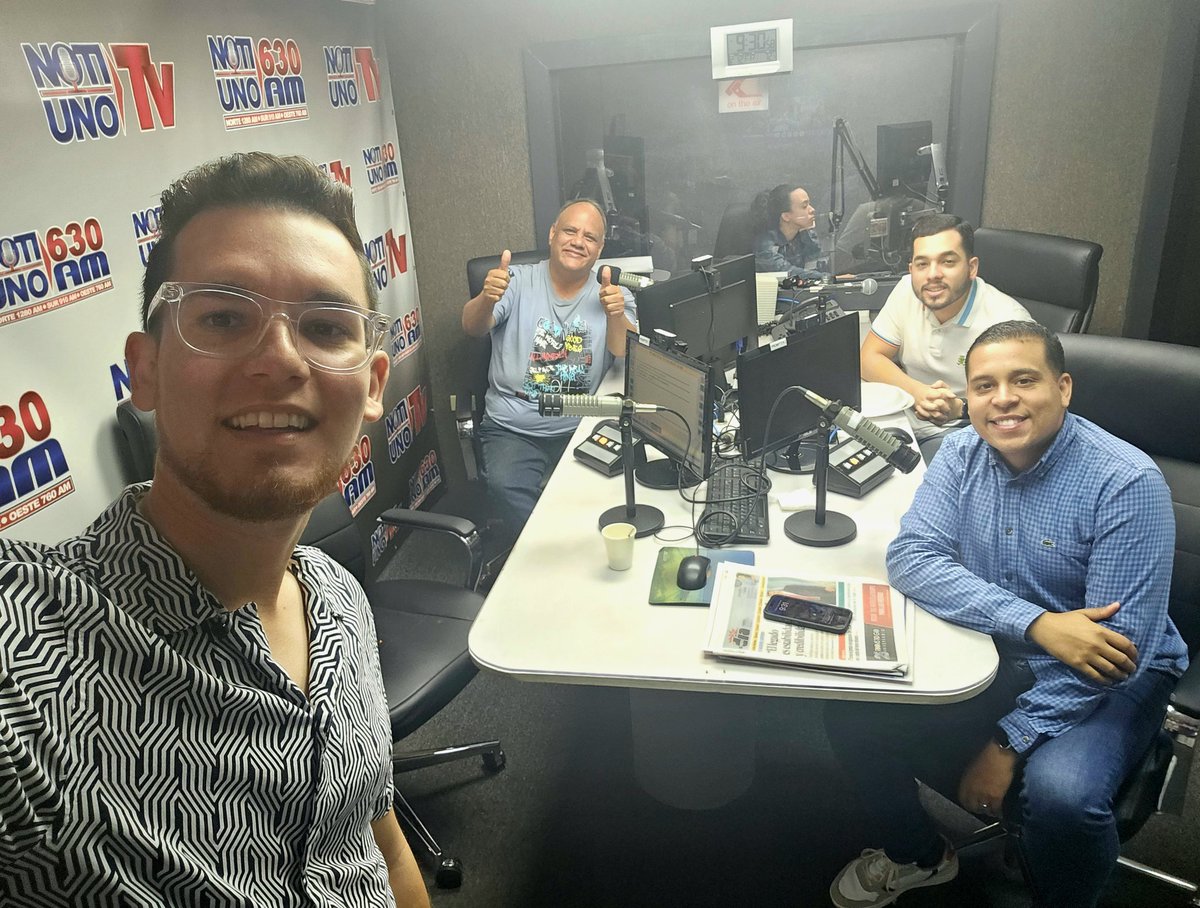 [AHORA]
 
Participando en NotiUno en La Noche - La Nueva Generación con el profesor Francisco Pabón en representación de la <a href="/JuventudPNP/">Organización Juventud Progresista</a> <a href="/pnp_pr/">Partido Nuevo Progresista</a>. ¡Sintoniza! <a href="/NotiUno/">NotiUno 630</a> 630am

notiuno.com/notiuno-tv/

notiuno.com/escuchar-en-vi…
