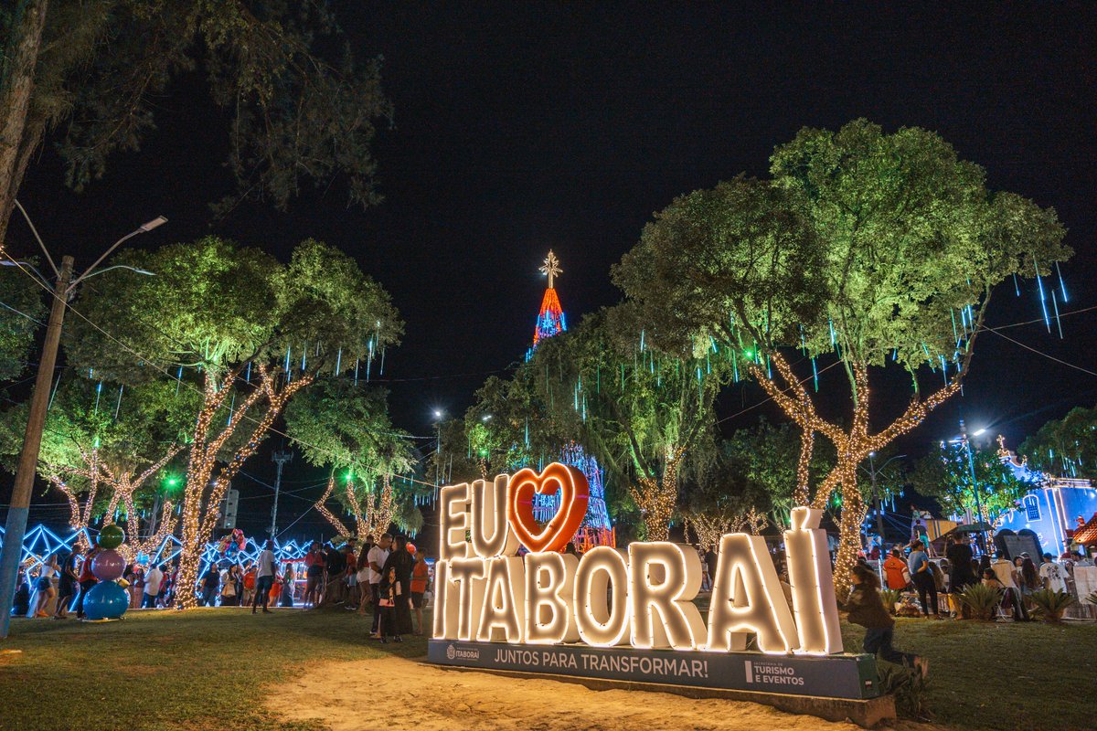 PrefdeItaborai's tweet photo. O Natal Ita Luz deixou a nossa cidade ainda mais bonita e iluminada! 🎄✨ https://t.co/VJz4faIBsx
