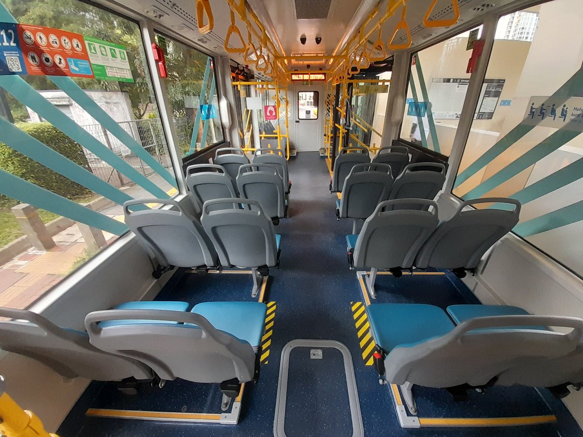 wira1517's tweet photo. Transjakarta BRT Bus Listrik (Electric Bus).
#transjakarta 
#busway 
#transportasi 
#busmania 
@PT_Transjakarta 
@txttransportasi 
@txtdrjkt 
@jktinfo_id 
@TransKopaja 
@BuswayFansC 
@DKIJakarta 
@jalur5_ https://t.co/iTa9D4G6ja