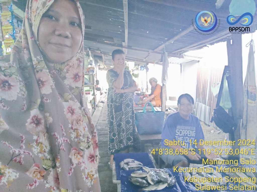 Reny__Razak's tweet photo. Sabtu (14/12/2024), Muhraeni, S.Pi, Luhkan Kab. Soppeng, Poklahsar Ikan Gabus, Kel. Limpomajang, Kec. Marioriawa, produksi  Ikan Nila 15 kg harga 25.000/kg, ikan Tawes 10 kg hrga 20.000/kg, ikan Bungo 10 kg hrg 20.000/kg
#GiatLuhkanSatminkalMaros
#Soppeng
#Produksi
#LuhLapor https://t.co/OCzqF470ld