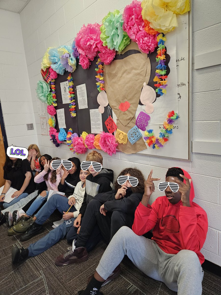 JohnJai60700072's tweet photo. Celebrating Frida Khalo and Mural with her biography with my students at #VSMS #HowICNX and @ParticipateLrng https://t.co/4z5phKTst6
