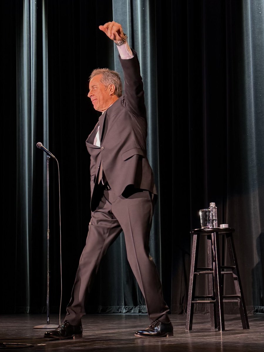 Finally saw the legend himself tonight!
<a href="/JerrySeinfeld/">Jerry Seinfeld</a>