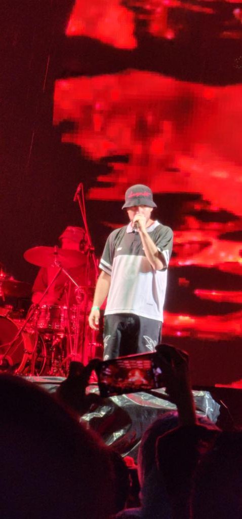 Jim0ya's tweet photo. Que buen show Uncle G @guanaco_mc como bien lo dices a darle todo con 5 o con 100.000. https://t.co/CN6boo26xq