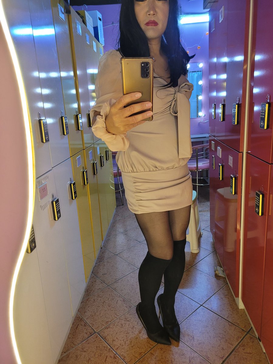 그윽한새벽 오디션
손길이  그리워  방문요
좋은분과   키갈  ..앤  .....
엉덩이도  ..흠뻑  터치해주시고
 마주보면  하는건  첨....
 님은  정열적이지만  매우  수줍어  하셨내요    가끔은  그렇게 좋은분도  보내요
소중이가  스몰  하셔서   비빔만 해도  서로 너무 공감했어요