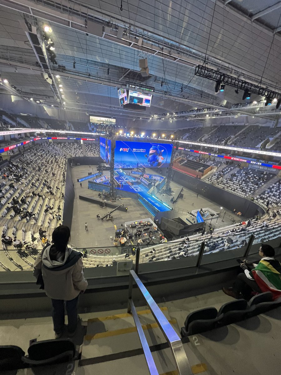 anyone watching cs major wanna meet up?