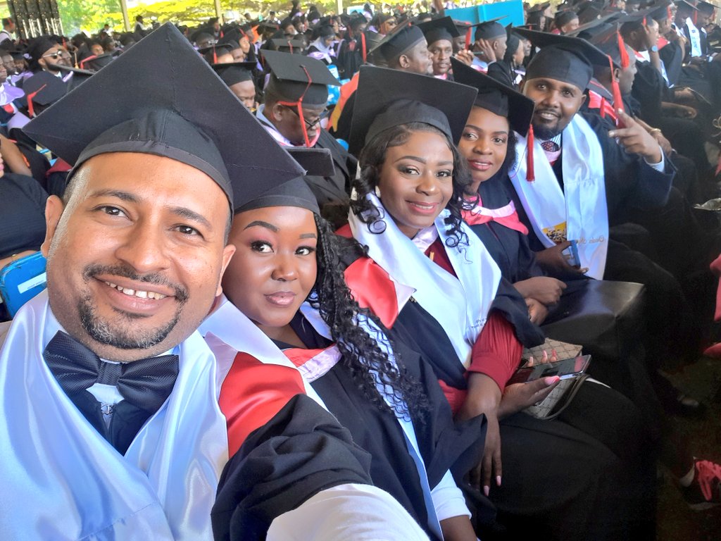 Was told the graduation will be at Chancellor's Court... 😂 The only court I know is the Supreme Court. To the newly graduated UoN law alumni, here are two decisions from Justice Mugambi for you to read. Enjoy.
drive.google.com/drive/folders/…