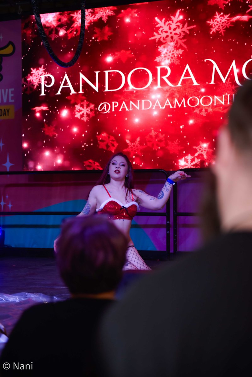nani_clicks's tweet photo. captured @pandaamooniumxo   during #exxxoticadc https://t.co/zAIJxVw8R3