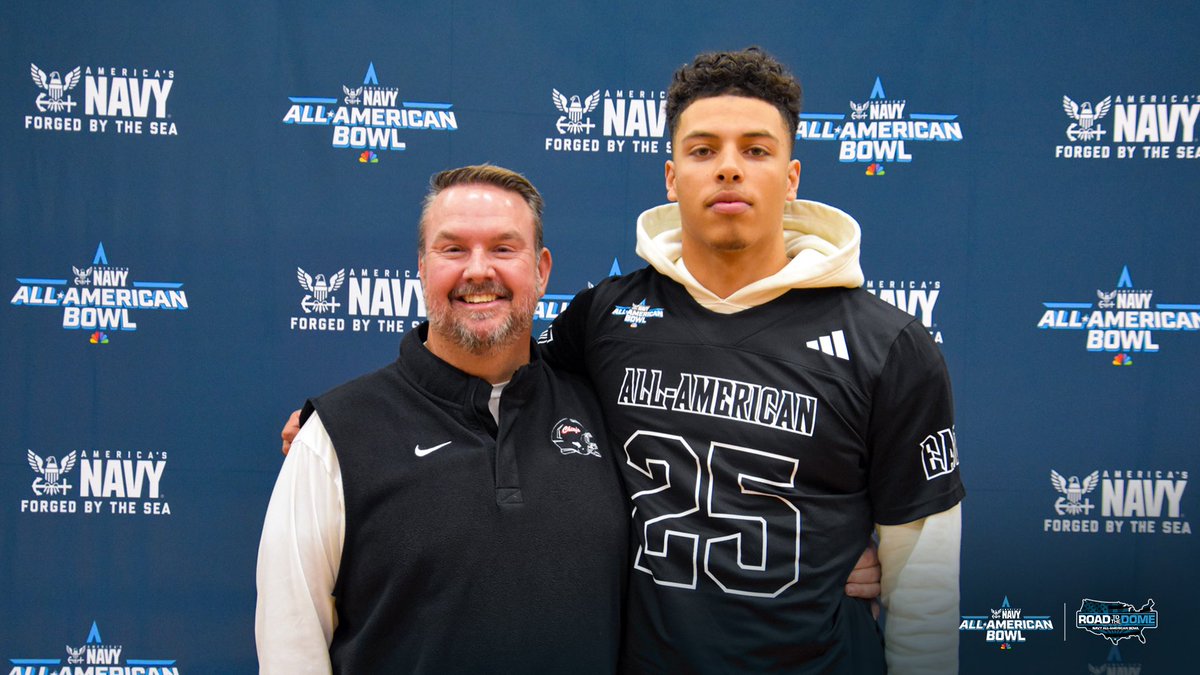 AABonNBC's tweet photo. Bellefontaine 🐐 

Welcome ⭐️⭐️⭐️⭐️⭐️ Tavien St. Clair (@TJSaint_1) to the 2025 Navy All-American Bowl @NBCSports 

#GoBucks 🌰

#NavyAAB 🇺🇸 @AmericasNavy https://t.co/59NyRCT2kD