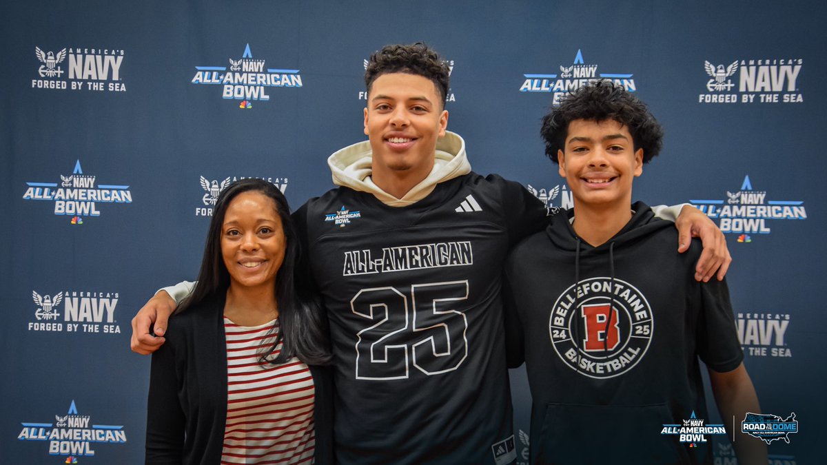 AABonNBC's tweet photo. Bellefontaine 🐐 

Welcome ⭐️⭐️⭐️⭐️⭐️ Tavien St. Clair (@TJSaint_1) to the 2025 Navy All-American Bowl @NBCSports 

#GoBucks 🌰

#NavyAAB 🇺🇸 @AmericasNavy https://t.co/59NyRCT2kD