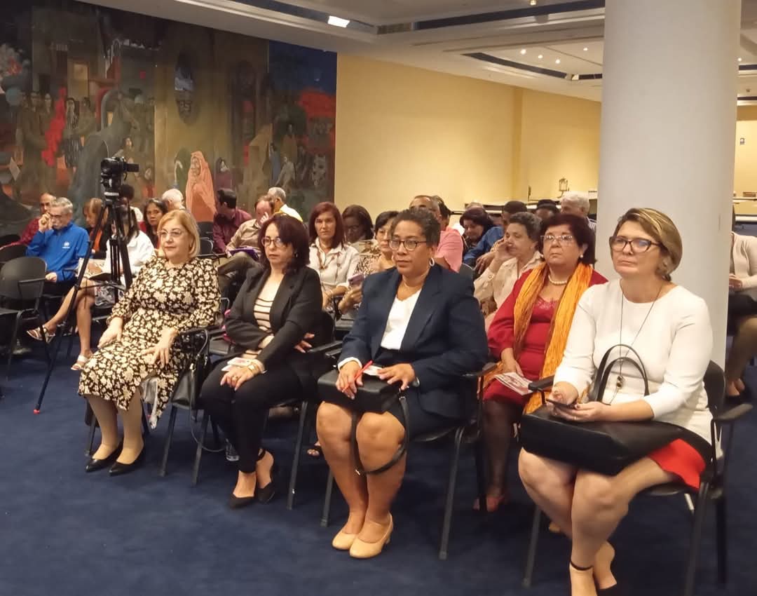 Magistrados participaron como ponentes en el Taller sobre el Recurso de casación en la reforma procesal en Cuba,organizado por <a href="/ONBC_CUBA/">ONBC-CUBA</a>
El intercambio de buenas prácticas sobre este medio de impugnación, entre magistrados y abogados,facilitará la calidad de la justicia judicial