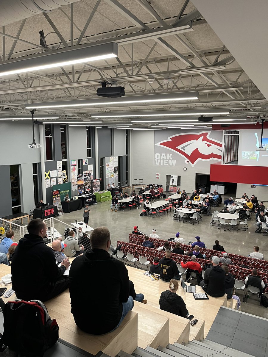 IAStrengthCoach's tweet photo. Keynote speaker @Tony_Villani_ bringing the 🔥 to kick off ISCA State Clinic 2024 tonight! https://t.co/iarkOWySXh