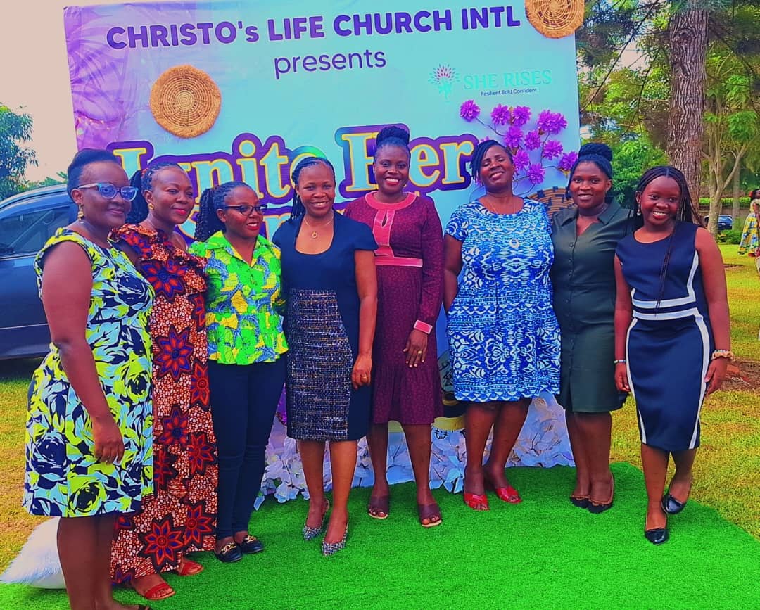 virtuouswomanug's tweet photo. It was a sunny rainy morning last Saturday as  we embarked on attending the first ever #ignitehersummit.There was a glistening sheen over everything. Oh,what a wonderful day it was .
#Sherises 
#virtuouswoman 
#thechurch https://t.co/z4yOzeiF86