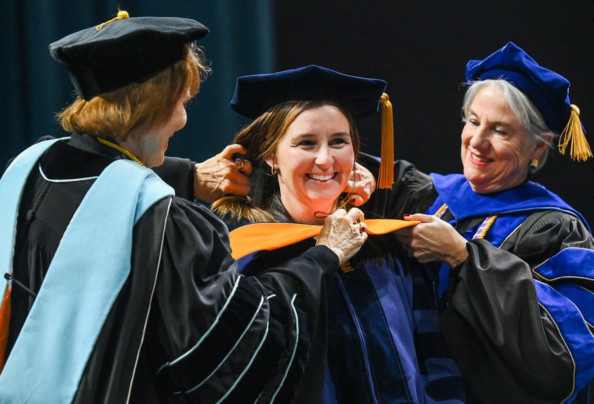 UTChattanooga's tweet photo. 🎓 Congratulations to our graduate school class of 2024! Your hard work has paid off, and we can’t wait to see what you accomplish next. 💙💛 #UTCGrad https://t.co/vc0Oo6MlJv