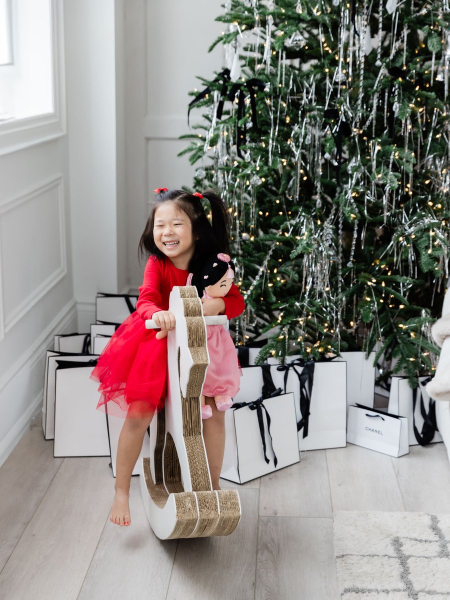 🎁 Give the gift of joy, pride, and cultural representation with Joeydolls this holiday season! 🎄 Order by Dec. 15 for Christmas delivery!

🛒 Shop now: joeydolls.com/shop/

#HolidayShopping #Joeydolls #RepresentationMatters #InclusiveToys