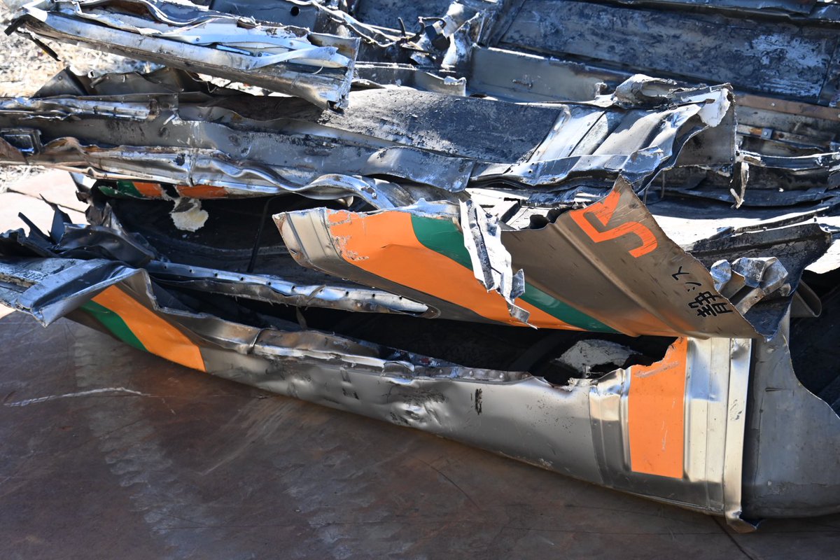 二葉0.8ton揚程1.5m 廃業の為使う事が無く成りました。 二葉0.8ton揚程1.5m 廃業の為使う事が無く成りました。