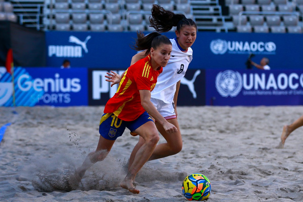 ⏱️ FT: Spain 🇪🇸 4-2 🇺🇸 USA
🏆 Women's Acapulco Beach Soccer Cup 2024

#BeachSoccer #AcapulcoBeachSoccerCup #UnGolPorAcapulco
