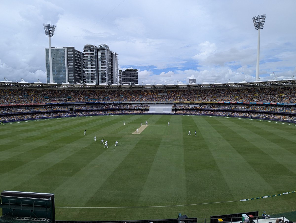 daggy_dad's tweet photo. First ball of the first day of the third test (should be the first test) https://t.co/btkGyADcHY