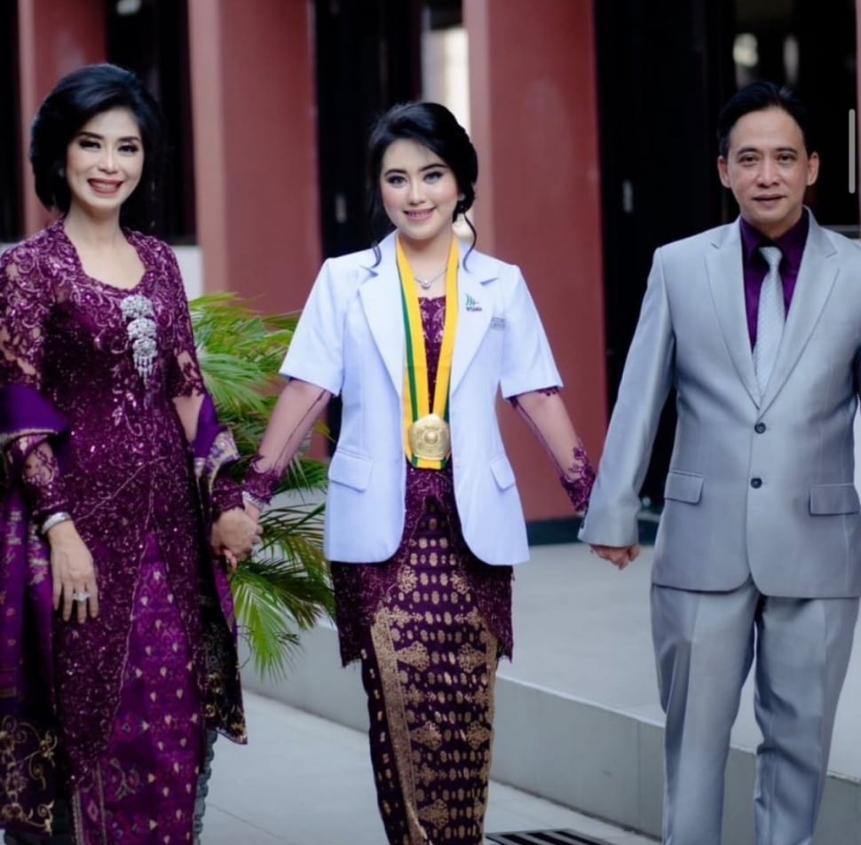 Menyapa kawan2 dunia maya..