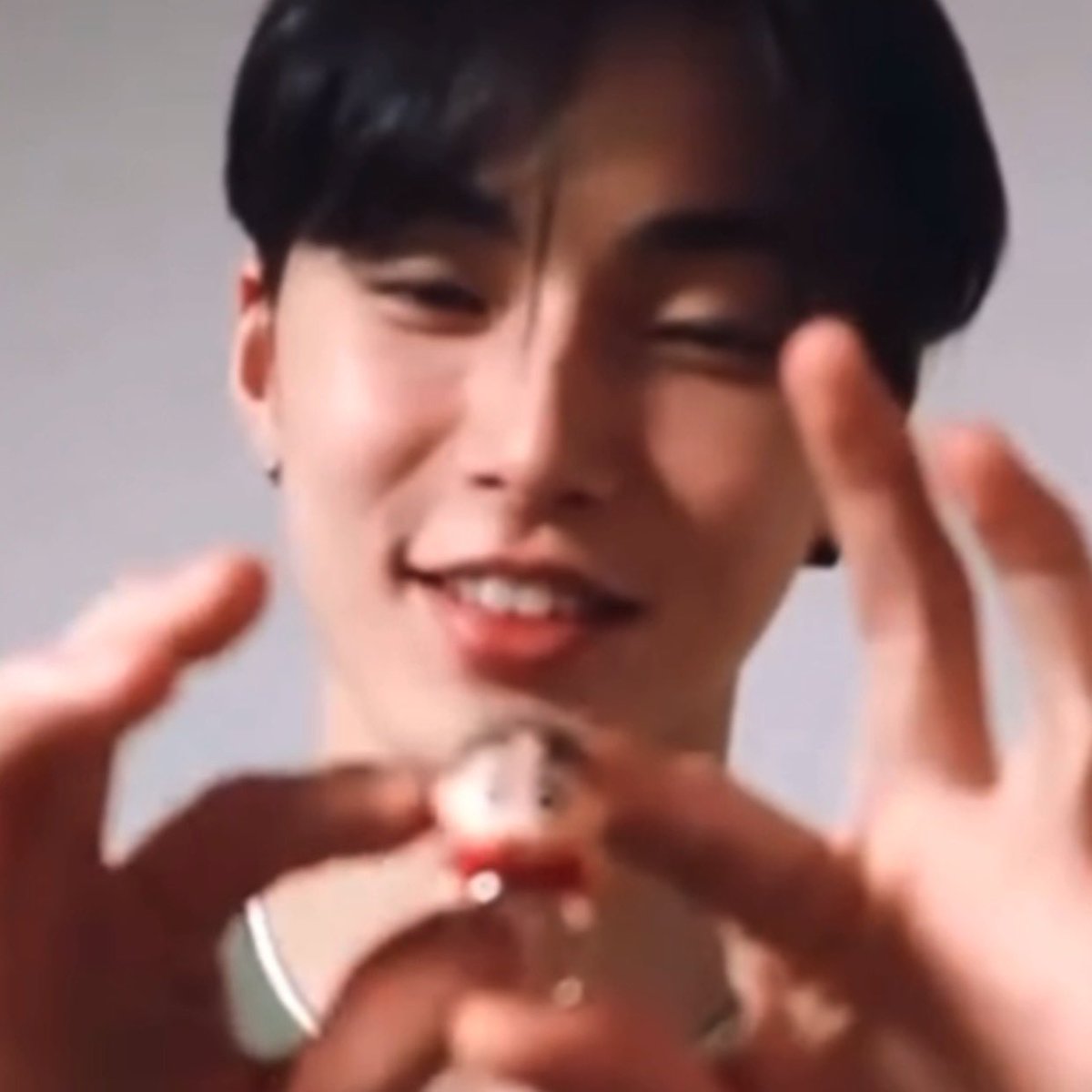 hsh_bbm's tweet image. 귀여운것을유독좋아함