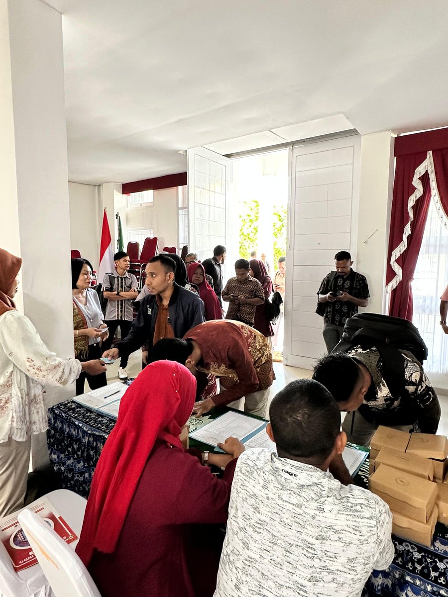 asephs82's tweet photo. Bimbingan teknis tracer study untuk Perguruan Tinggi di LLDikti Wilayah XV

hari, tanggal: Rabu-Sabtu, 11-14 Desember 2024
tempat: Universitas Muhammadiyah Kupang https://t.co/e6tg5az5hg