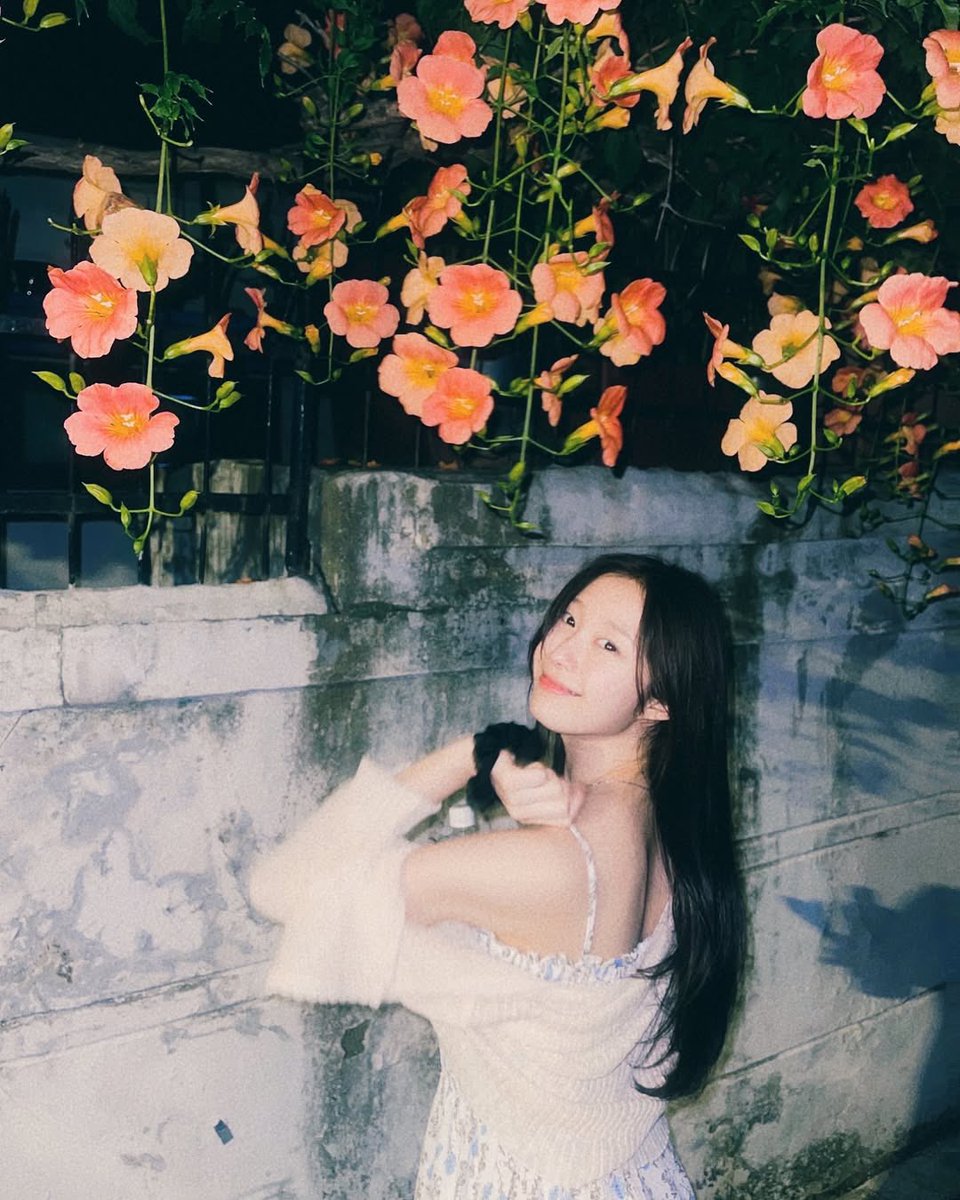 chaesolluv's tweet photo. pretty girl chaesol in new instagram post 💗 https://t.co/FKL8Pp727J
