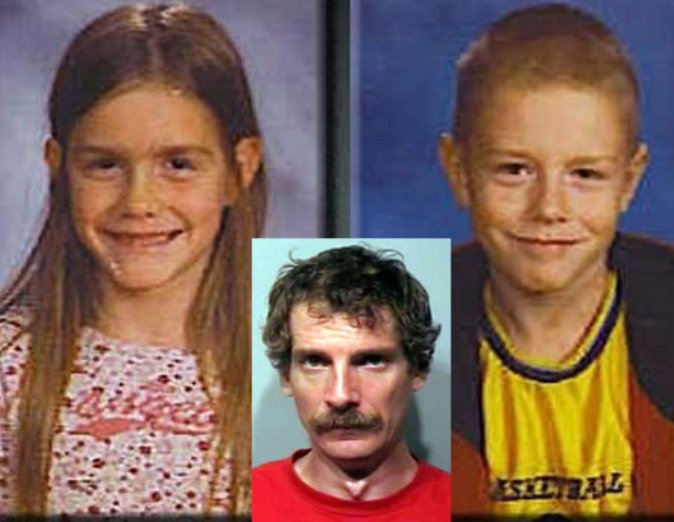 reedrum_'s tweet photo. HORRIBLES HISTORIAS DE NIÑOS QUE SOBREVIVIERON A SECUESTROS 
#abrohilo https://t.co/xmrMx5BIlT