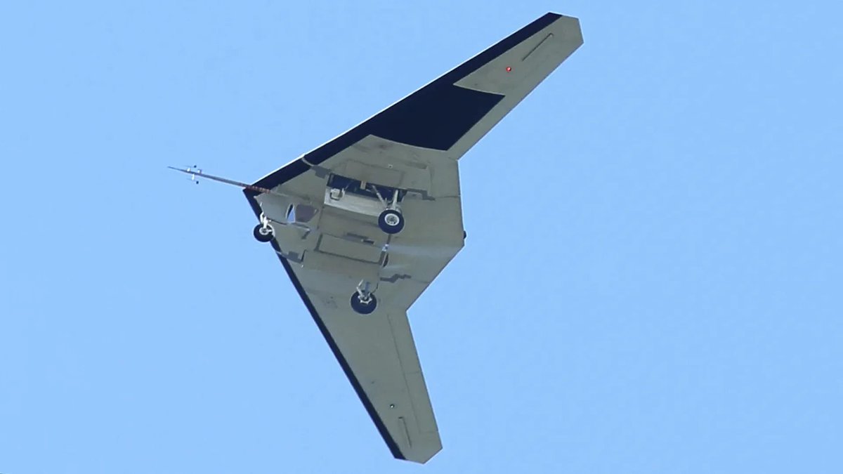 ClaudelGFX's tweet photo. <Satyrion>
I Believe -- I can Fly -- π
Nah, Really
The New Jersey Drone Mystery has been solved? -- and alas it doesn't seem to be related with the Project Blue Beam π±π€«π«£
#UFO #UFOTwitter #UAPTwitter #NHI #NHIDrones #UAV #dronesightings #dronesoverNJ https://t.co/tEsD6e7R3i