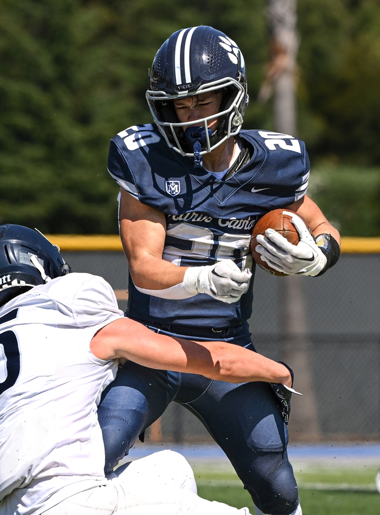 Junior Szn Highlights:
hudl.com/video/3/181494…