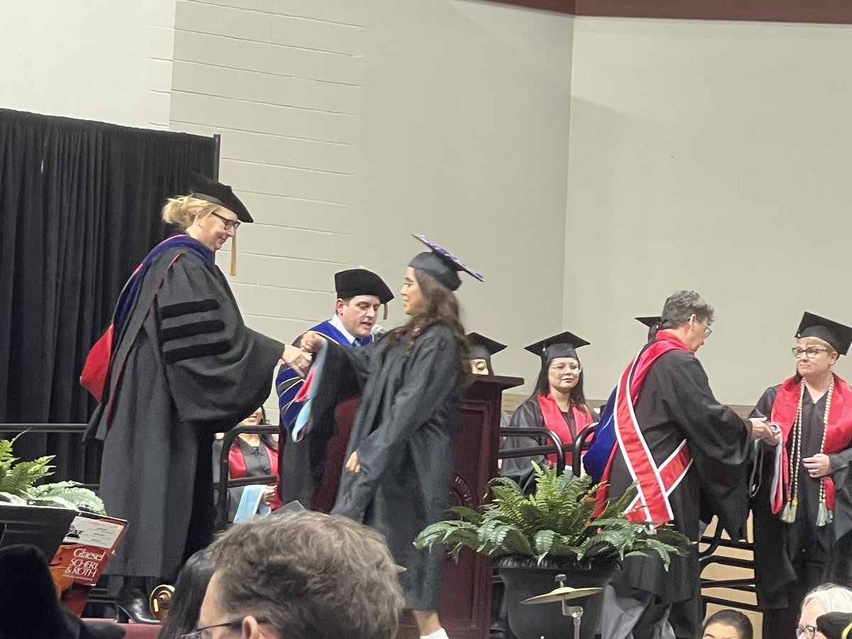 drmillerray's tweet photo. Congratulations to our #edtech graduates tonight,  #txed #FF @missylynn77 &amp; @pag19dt! We are so proud of you! https://t.co/vyxHvtCeWb